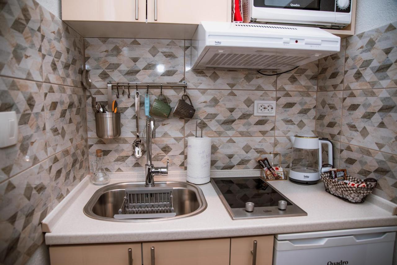Guest House Mylan Licko Petrovo Selo Экстерьер фото