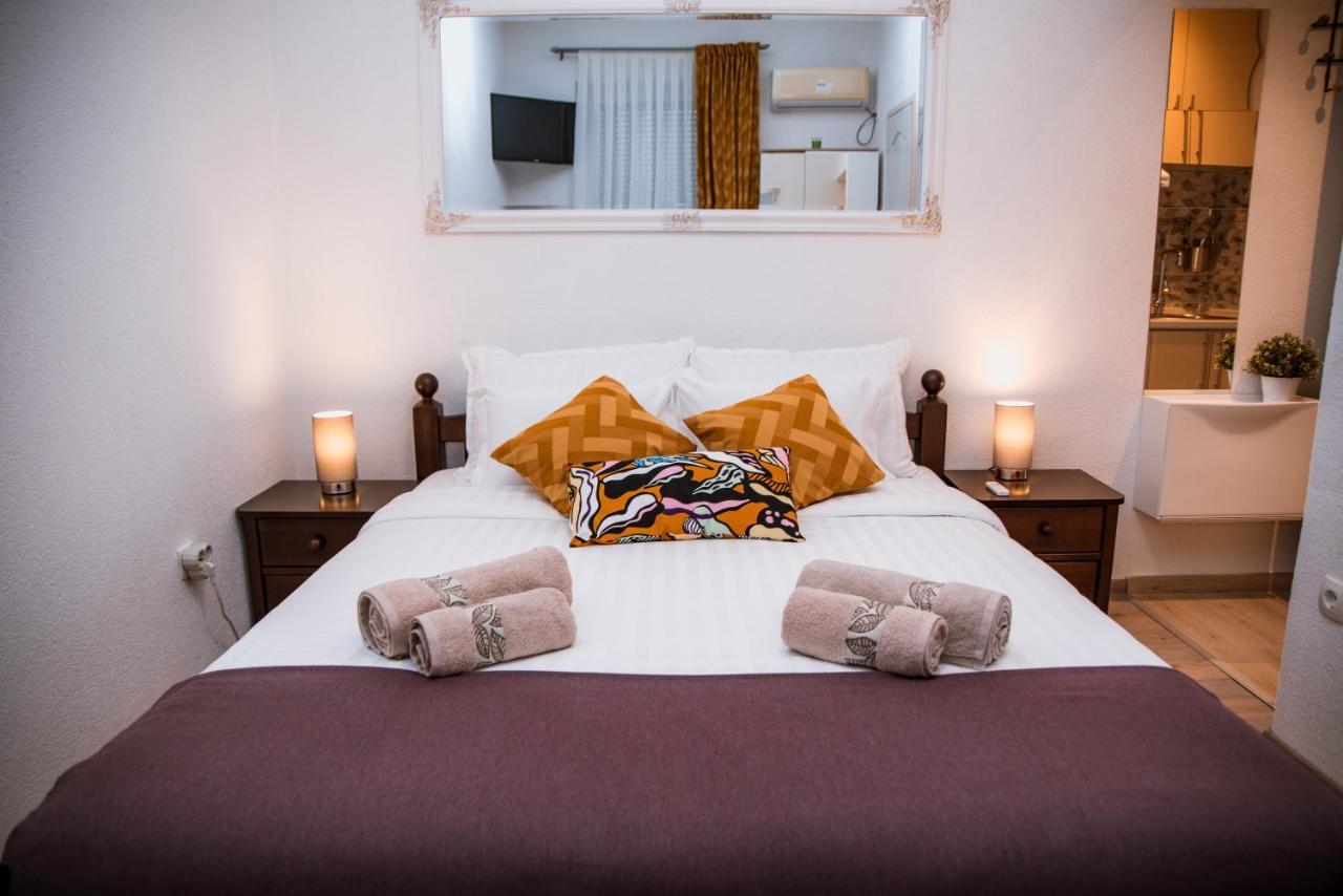 Guest House Mylan Licko Petrovo Selo Экстерьер фото