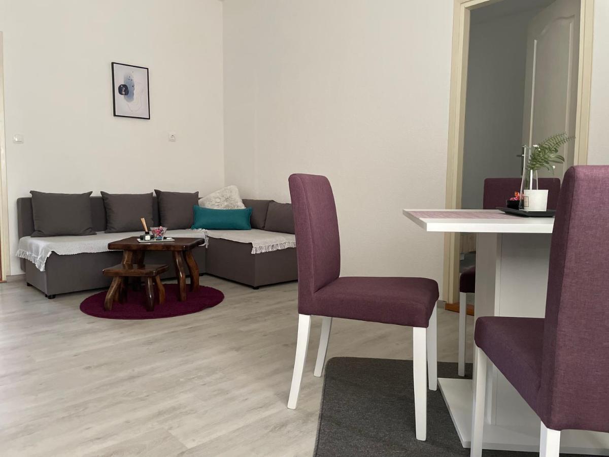 Guest House Mylan Licko Petrovo Selo Экстерьер фото